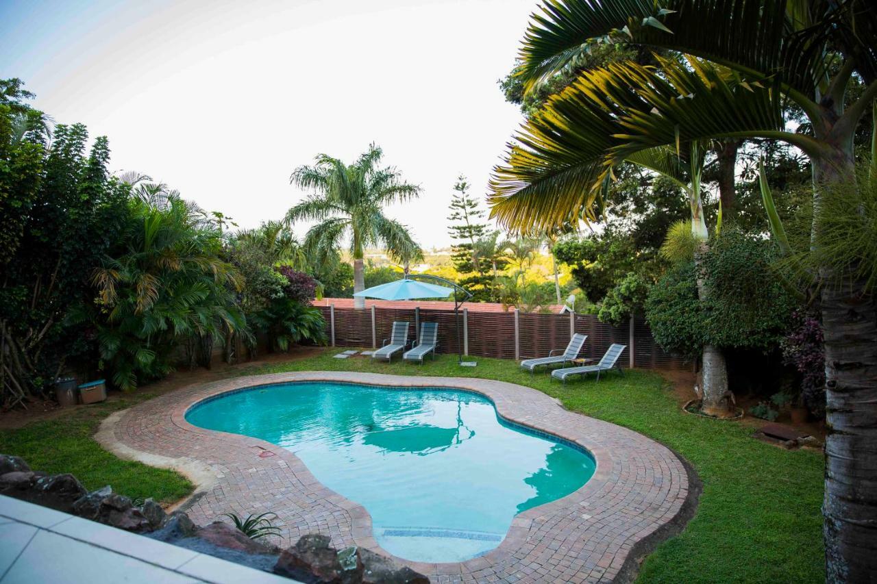 Palmwood Guesthouse Amanzimtoti Exterior photo